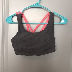 Lululemon sports bra